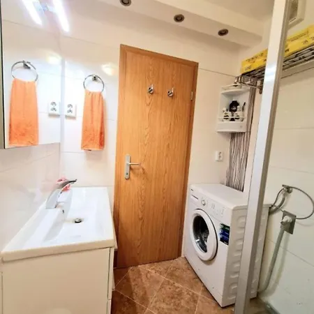 Lovely - Modern & Comfy Daire